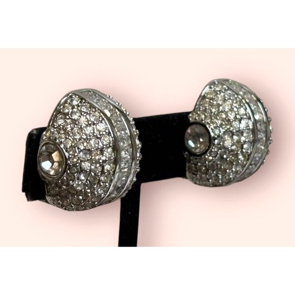Vintage St. John Clear Rhinestone Crystal Silver Nautilus Shape Clip On Earrings - Picture 11 of 12